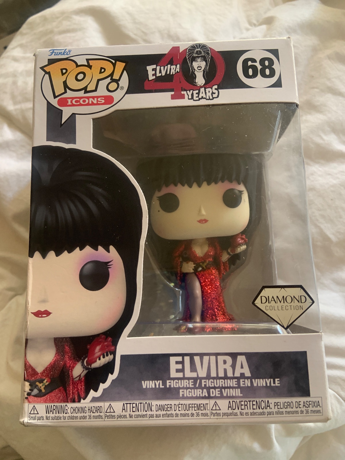 Funko Pop! Icons 68 Elvira 40 Years Diamond Collection Vinyl Figure
